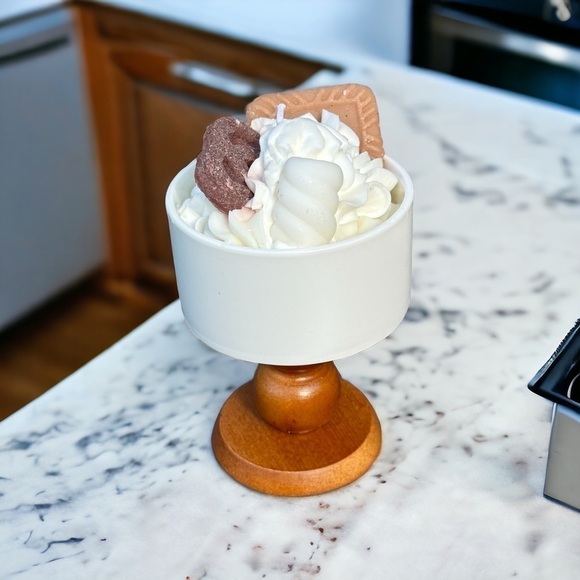 ⚠️SALE Candle // Handmade Cookies And Cream Soy Wax Candle SEND OFFERS🥳 - Picture 5 of 5